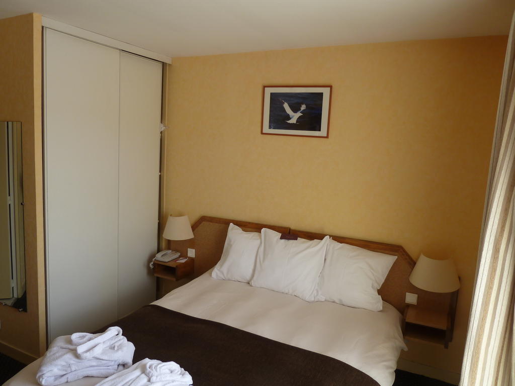 Hotel Western Les Bains Et 3*